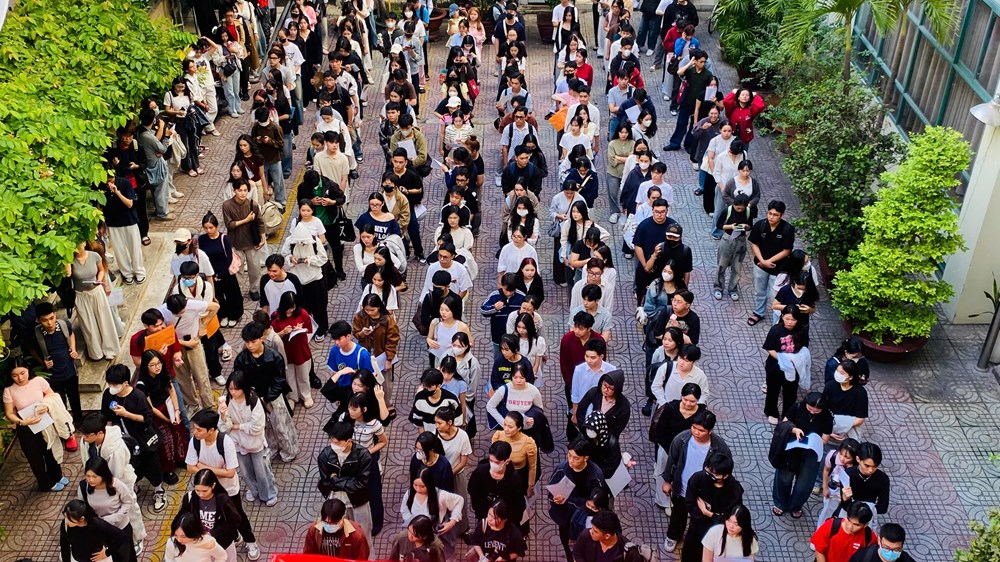 Năm nay, nhà trường tuyển 95 thí sinh cho 4 ngành bậc đại học chính quy, trong khi tổng số thí sinh dự thi là hơn 700 em